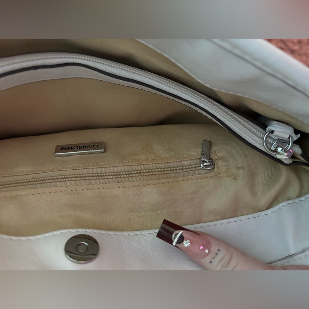 Giani Bernini Bag - Picture 5 of 9